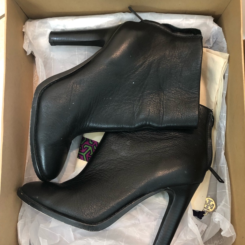 Joie Booties